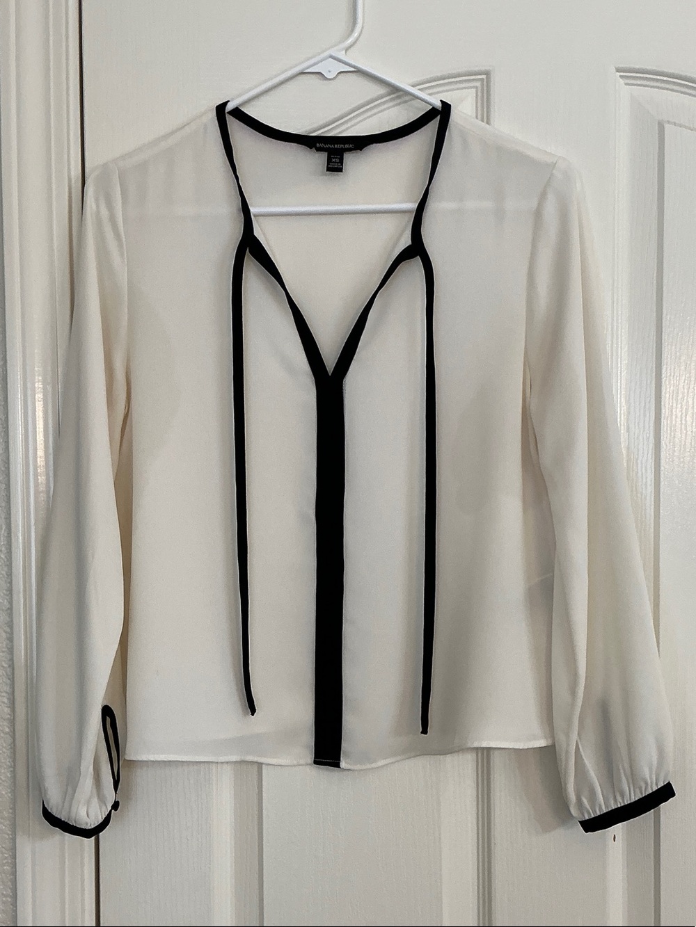 Banana Republic Ivory Blouse with Black Trim and Neck Tie